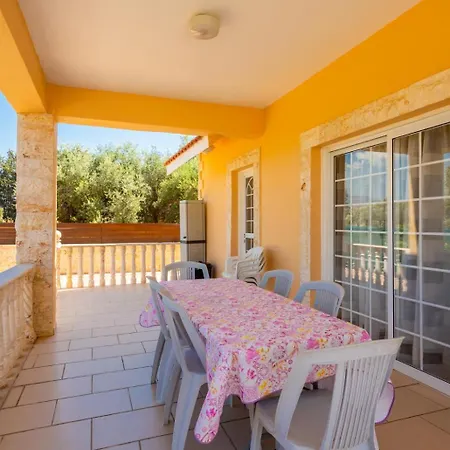 Villa Prodromi Βίλα