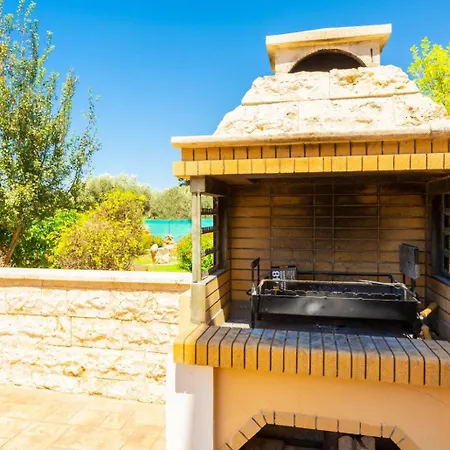 Villa Large Private Pool Ac Wifi Prodromi