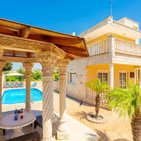 Large Private Pool Ac Wifi Villa