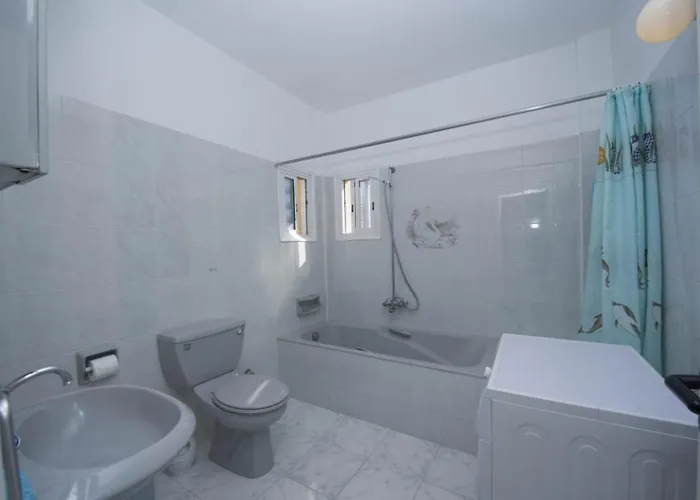 Villa Large Private Pool Ac Wifi