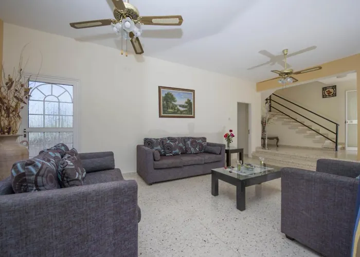 Villa Large Private Pool Ac Wifi *