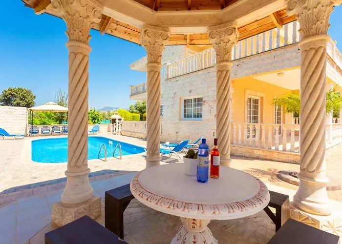 Large Private Pool Ac Wifi Villa