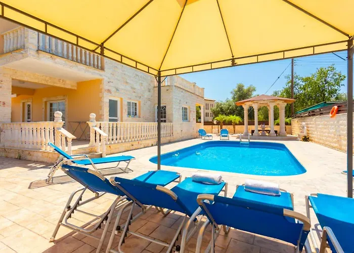 Large Private Pool Ac Wifi